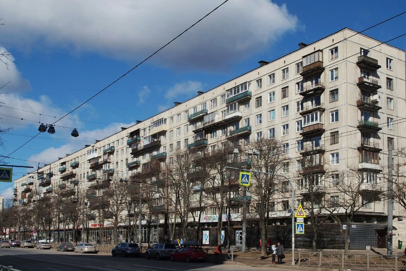 фасад дома, здание по адресу г Санкт-Петербург, пр-кт Науки, д 30 к 1